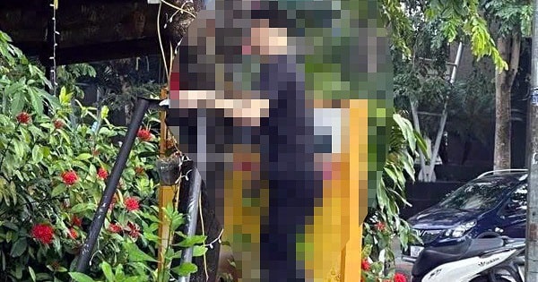 Người dân bàng hoàng phát hiện nam thanh niên tử vong trong tư thế treo cổ ở Hà Nội