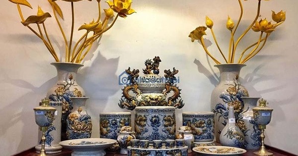 Những điều cấm kỵ khi lau chùi lư hương để bảo vệ tài lộc, may mắn cho gia đình