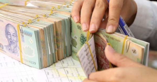 Thông tin ai cũng muốn biết: Quy định mới nhất về mức tiền thưởng cho các danh hiệu, huân chương, bằng khen, giấy khen năm 2025