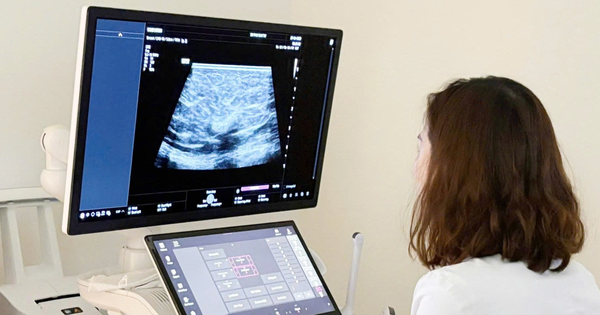 Phát hiện 10 ca nghi ngờ ung thư chỉ trong 2 ngày khám sàng lọc miễn phí