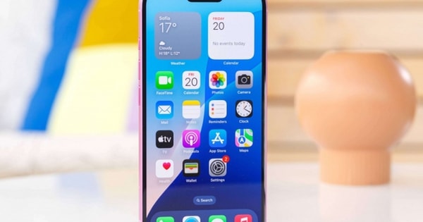 Giá iPhone 15, iPhone 16 mới nhất giảm siêu rẻ, sở hữu cả màn Dynamic Island mà chỉ từ 15 triệu đồng xịn chẳng kém iPhone Pro Max