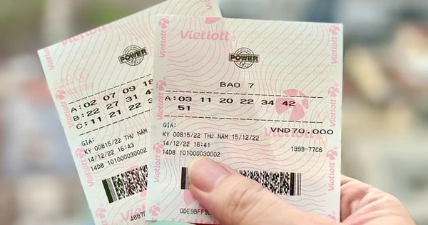 Vietlott tìm thấy 2 người chơi may mắn cùng lúc Jackpot tiền tỷ