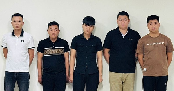 Nhóm tội phạm 'biến' người dân thành 'khách hàng ma', lừa tiền tỷ từ các tổ chức tín dụng