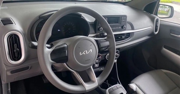 Giá lăn bánh Kia Morning mới nhất giảm siêu rẻ nhờ ưu đãi sốc, xứng danh hatchback hạng A rẻ nhất