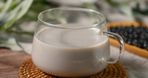 Thay đổi thói quen mùa hè: Đừng uống sữa lạnh hay đậu nành đá nữa, đây mới là 'thần dược' cho dạ dày!