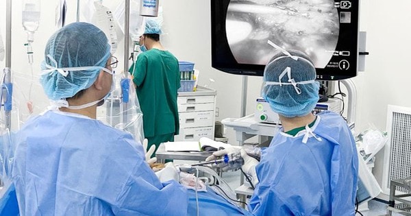 Người đàn ông 50 tuổi suýt hoại tử tay vì viêm tắc mạch máu thừa nhận 1 sai lầm nhiều nam giới Việt mắc phải