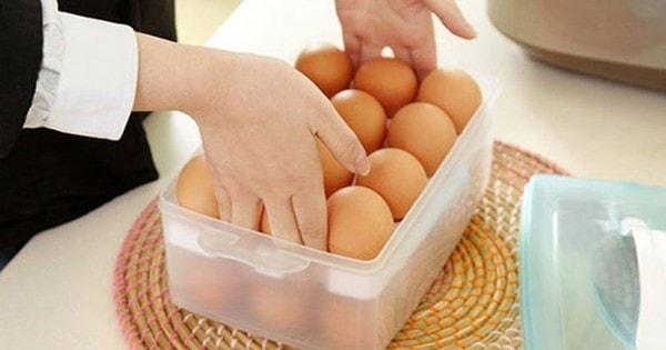 Trứng gà mua về có cần rửa rồi mới bảo quản tủ lạnh?