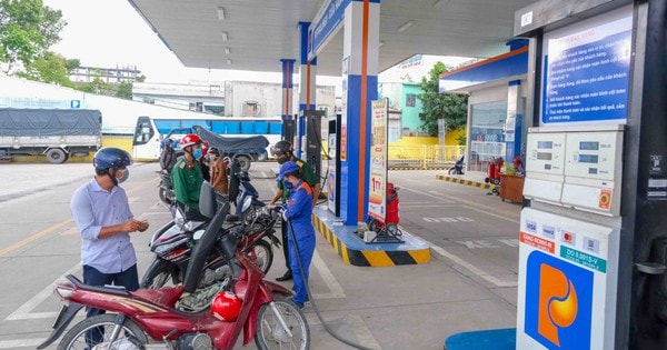 Sau một nhịp giảm sâu, giá xăng dầu bất ngờ đảo chiều tăng vọt