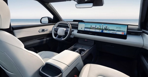 Xe gầm cao SUV hạng C của Hyundai giá 444 triệu đồng đẹp long lanh sánh ngang Tucson, rẻ hơn Honda CR-V, Mazda CX-5, chỉ ngang sedan Toyota Vios có gì đặc biệt khi ra mắt ở Trung Quốc?