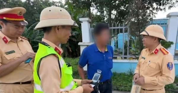 Tài xế uống rượu từ tối, sáng hôm sau vẫn chở 45 khách đi du lịch