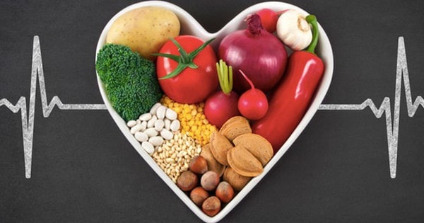 10 thói quen ăn uống có thể làm tăng nguy cơ mắc bệnh tim