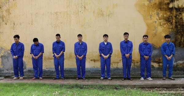 Khoe nhẫn kim cương giả, đồng hồ 'mỹ ký' để lừa hàng nghìn người tham gia đầu tư tiền ảo

