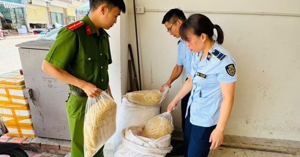 Mua 100 kg ruốc gà không rõ nguồn gốc qua Facebook về bán kiếm lời