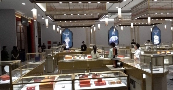 Cơ sở kinh doanh lớn ở Khánh Hòa do người nước ngoài điều hành nghi bán ngà voi, sừng tê giác