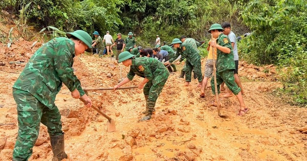 Mưa lớn do bão số 6 chia cắt nhiều xã miền Tây Nghệ An