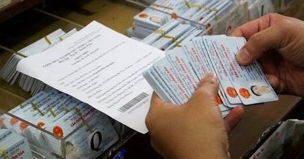 Từ nay tới 31/12/2025, người dân không đi đổi CCCD sang thẻ căn cước mẫu mới có bị phạt?