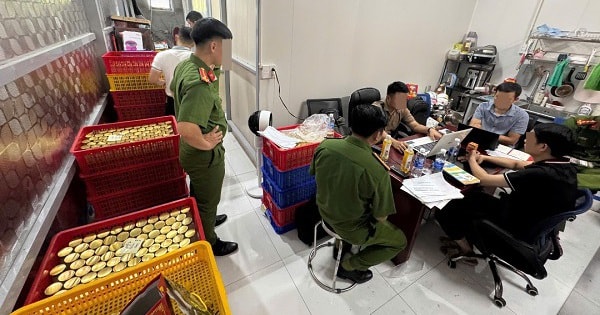 Đánh sập đường dây sản xuất, tiêu thụ hàng chục ngàn hũ nước yến giả