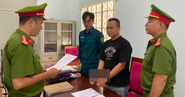 Qua bàn bên cạnh mời bia, người đàn ông bị đánh hội đồng giữa quán nhậu