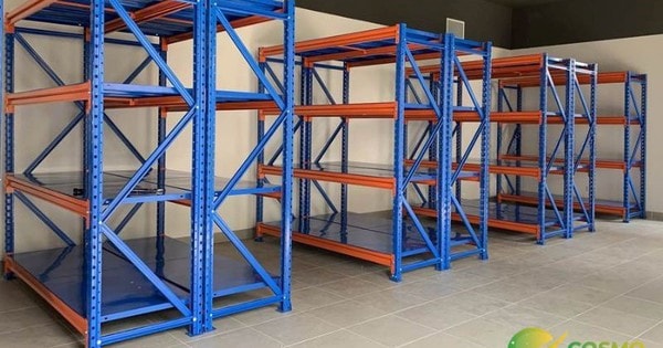 Kệ trung tải – Giải pháp 'xương sống' cho kho hàng vừa và nhỏ