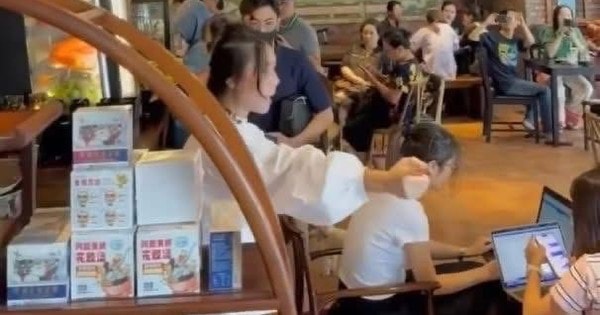 Luật sư nói về hành vi 'ra hiệu', hô 'thôi' của tổng tài ở quán cà phê tại Hà Nội: Cần xử lý nghiêm