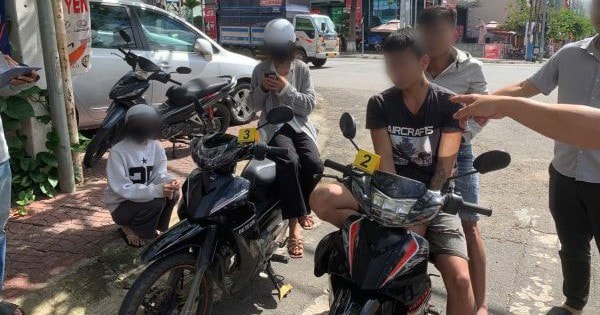 Bắt nhanh 2 đối tượng cướp giật tài sản giữa trung tâm Kon Tum