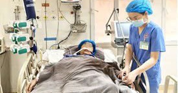 Ngừng tuần hoàn khi đi khám bệnh, nữ bệnh nhân Hải Phòng được cấp cứu kịp thời