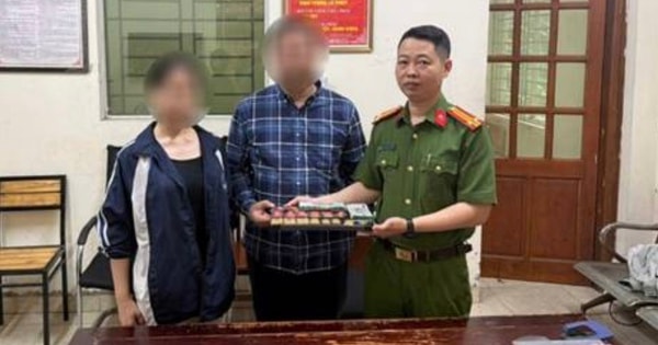 Hà Nội: Nghe lệnh bắt giả, cô gái phá két sắt lấy 130 triệu và 18 chỉ vàng của gia đình