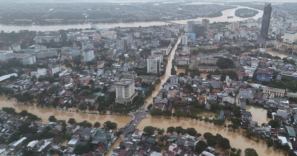 Ngập lụt ở Huế còn phức tạp và kéo dài, hơn 200.000 hộ dân đang mất điện