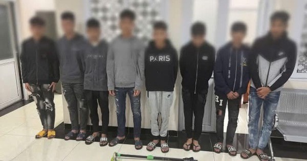 Bắt giữ nhóm thiếu niên cầm hung khí đi đánh người trong đêm