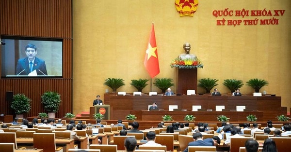 Rà soát để bảo đảm công bằng tiền lương, phụ cấp cho nhân viên y tế