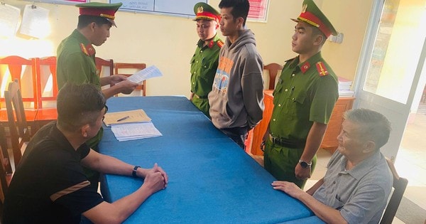 Say rượu, 'tiểu bậy' trước cửa nhà dân, nam thanh niên bị đâm trọng thương