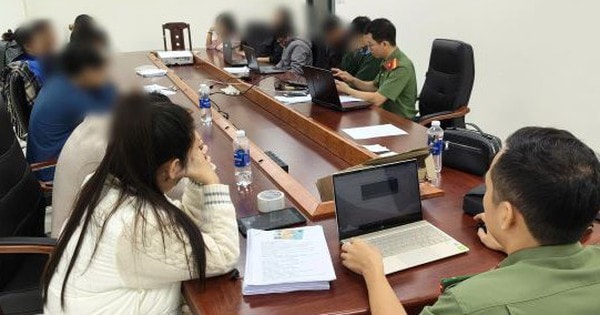 Bắt 14 đối tượng chiếm đoạt gần 90 tỷ đồng của hơn 8.000 nạn nhân qua dự án tiền ảo ‘ma’ TOSI