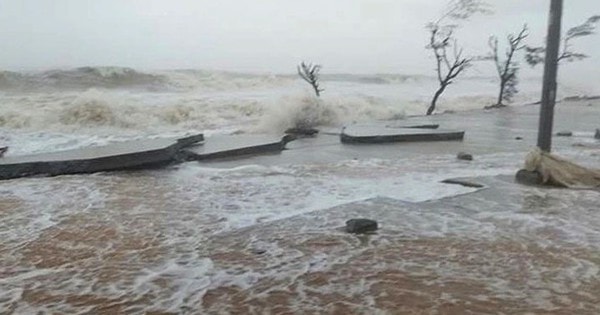 Bão số 15 diễn biến rất khó lường, cơ quan khí tượng đưa ra 2 kịch bản