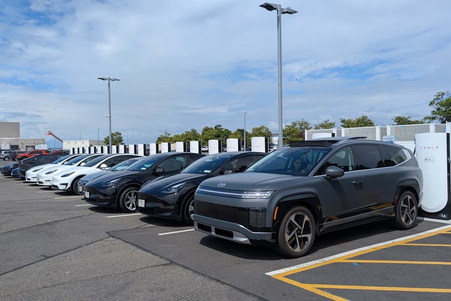 Ngày càng nhiều người Mỹ muốn mua xe điện