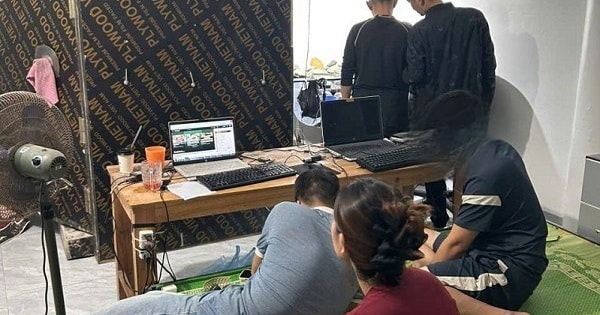 Lập kênh YouTube 'Phỉ Thúy Việt' và 'Phỉ Thúy Hùng Phát' livestream lừa đảo chiếm đoạt tài sản