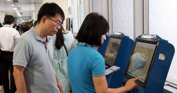 Từ 1/12, chỉ làm thủ tục tại quầy với khách có hành lý ký gửi và khách đặc biệt