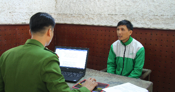 Đang xem cờ tướng, người đàn ông bị đâm gục