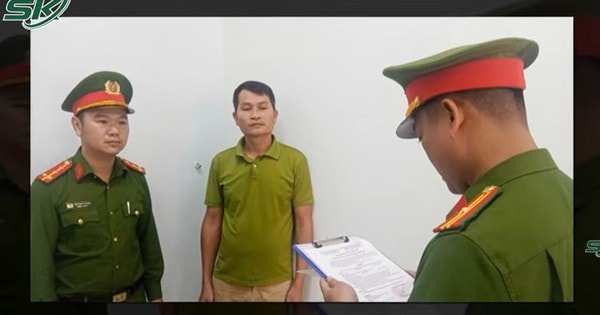 Bực tức vì bạn nhậu bị trêu, gã đàn ông vác dao chém người nguy kịch