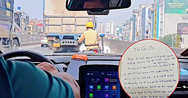 Nhận đề nghị khẩn từ tài xế taxi, CSGT dẫn đường giúp sản phụ 'vượt cạn' an toàn