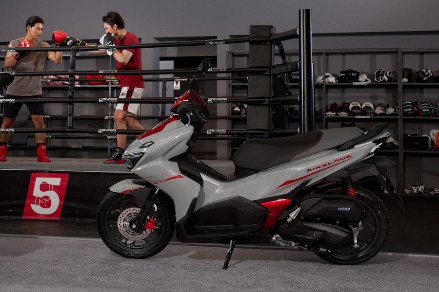 Bảng giá xe máy Air Blade 2026 mới nhất tháng 12/2025