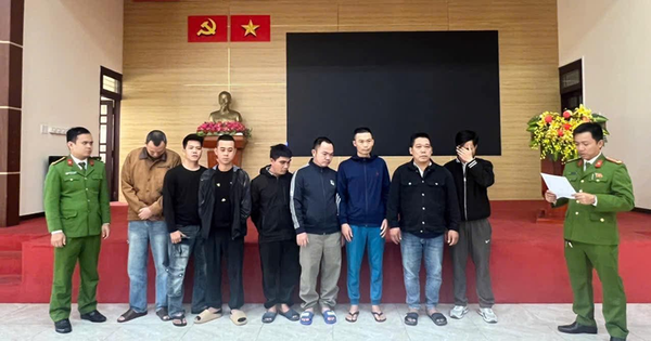 Phá ổ đánh bạc qua mạng hàng trăm tỷ đồng