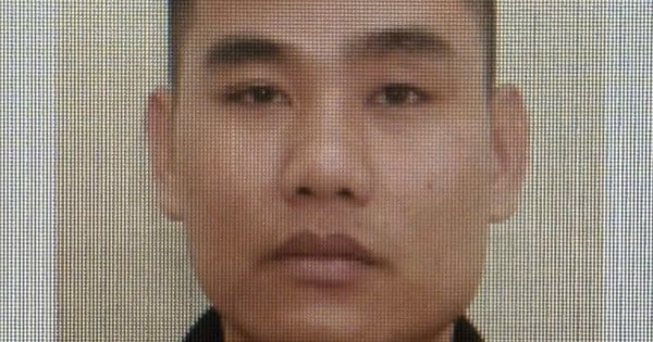 Nhờ thuê giúp ô tô, mang đi cầm cố lấy tiền chi tiêu