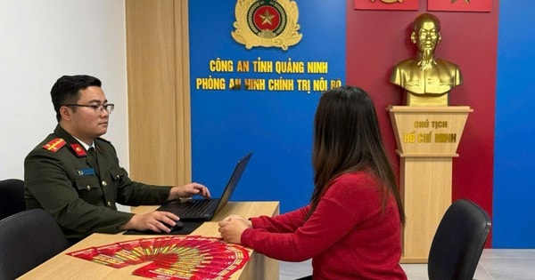 Người phụ nữ rao bán vé mời 'Chương trình Quảng Ninh chào năm mới' để trục lợi