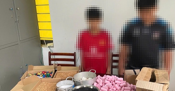 Ngăn chặn 2 thiếu niên có ý định tự chế pháo nổ