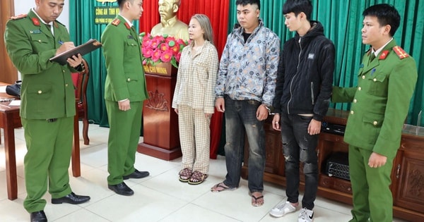 Bắt nhóm người bán 2 bé gái cho quán karaoke, ép gia đình nộp tiền chuộc