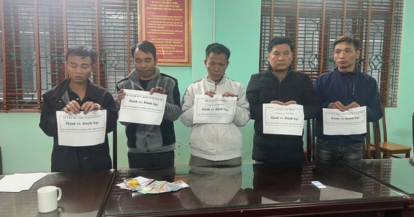 Từ lời rủ đánh bài 'ăn sáng', 5 người đối mặt với án tù