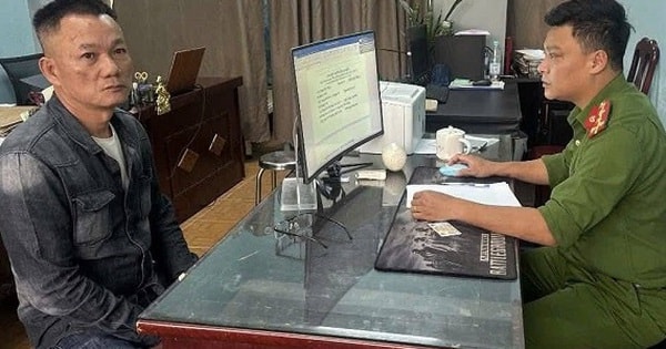 Người đàn ông hành hung tài xế vì bị nhắc không hút thuốc đã trình diện công an