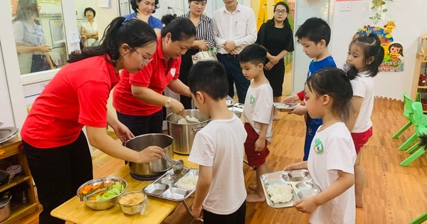 Quản lý bếp ăn bán trú và trách nhiệm của nhà trường