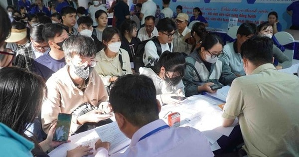 Quy định mới về xóa, miễn bồi hoàn học bổng và chi phí đào tạo