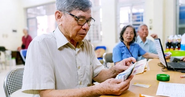 Các trường hợp dừng hưởng lương hưu, trợ cấp BHXH từ năm 2026